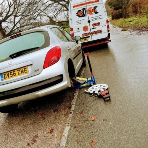 2021-12-29-AE0pQv3X0oS1vWrv